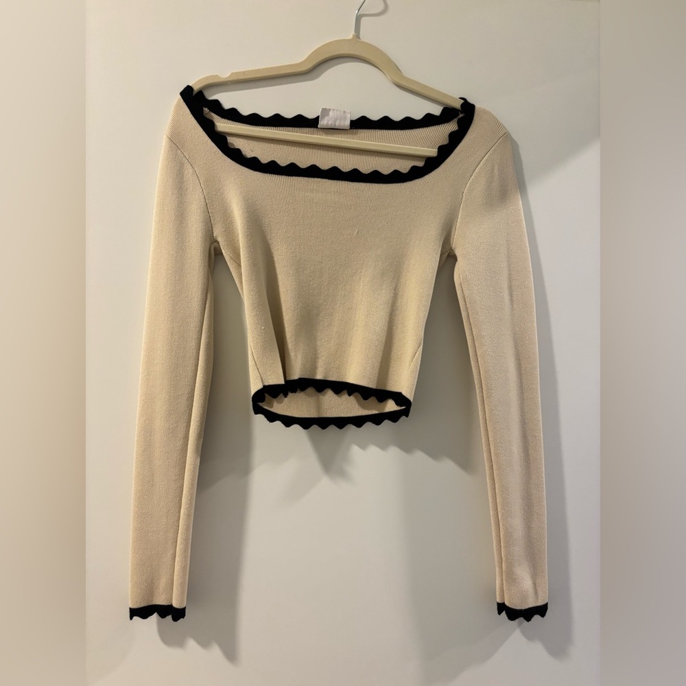 Cream and Black Ruffled Crop Blouse